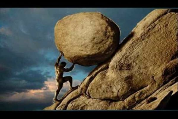 Gălăgioasa Firea și blestemul sisific al românilor 